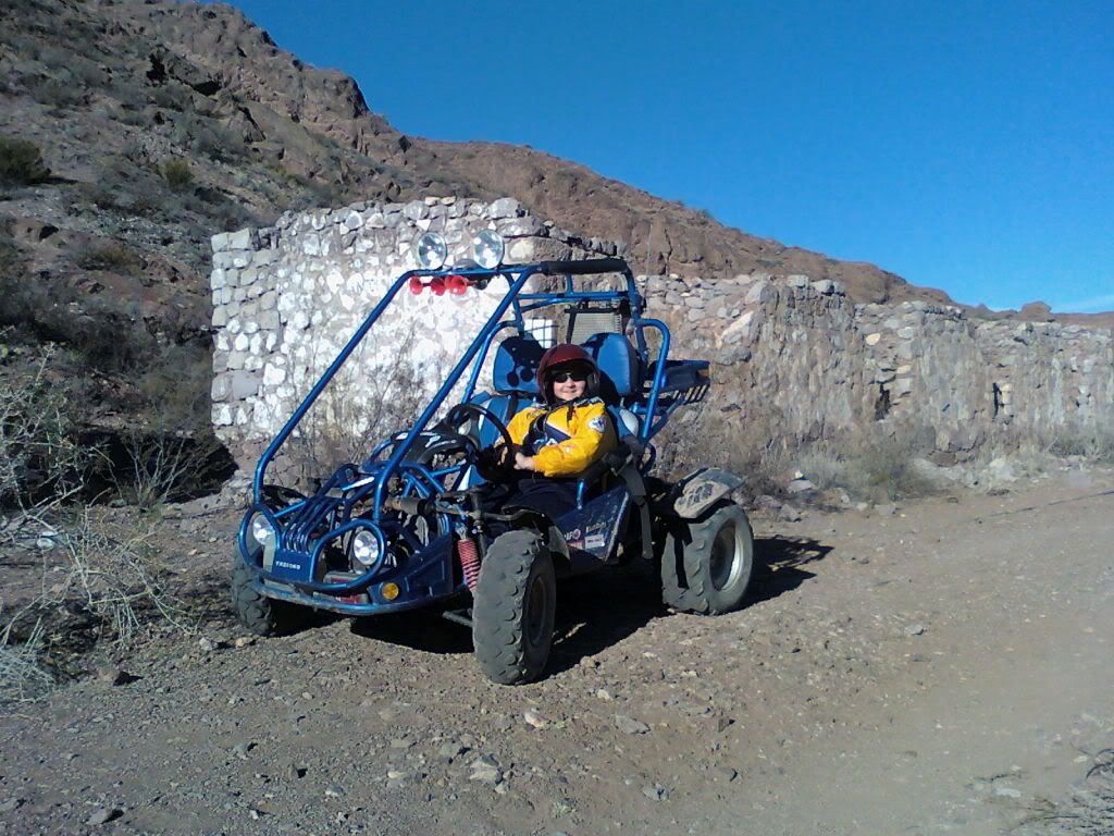 Miren mi nuevo arenero con motor 600cc caja 6ta + yapa Miren mi nuevo arenero con motor 600cc caja 6ta + yapa