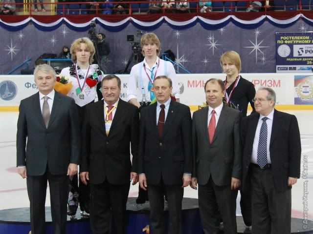 Победители и призёры чемпионата России 2011 года по фигурному катанию